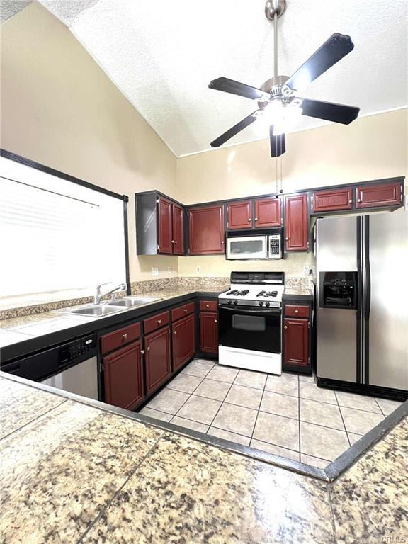 4620 Grandview Drive - Photo 2 of 7