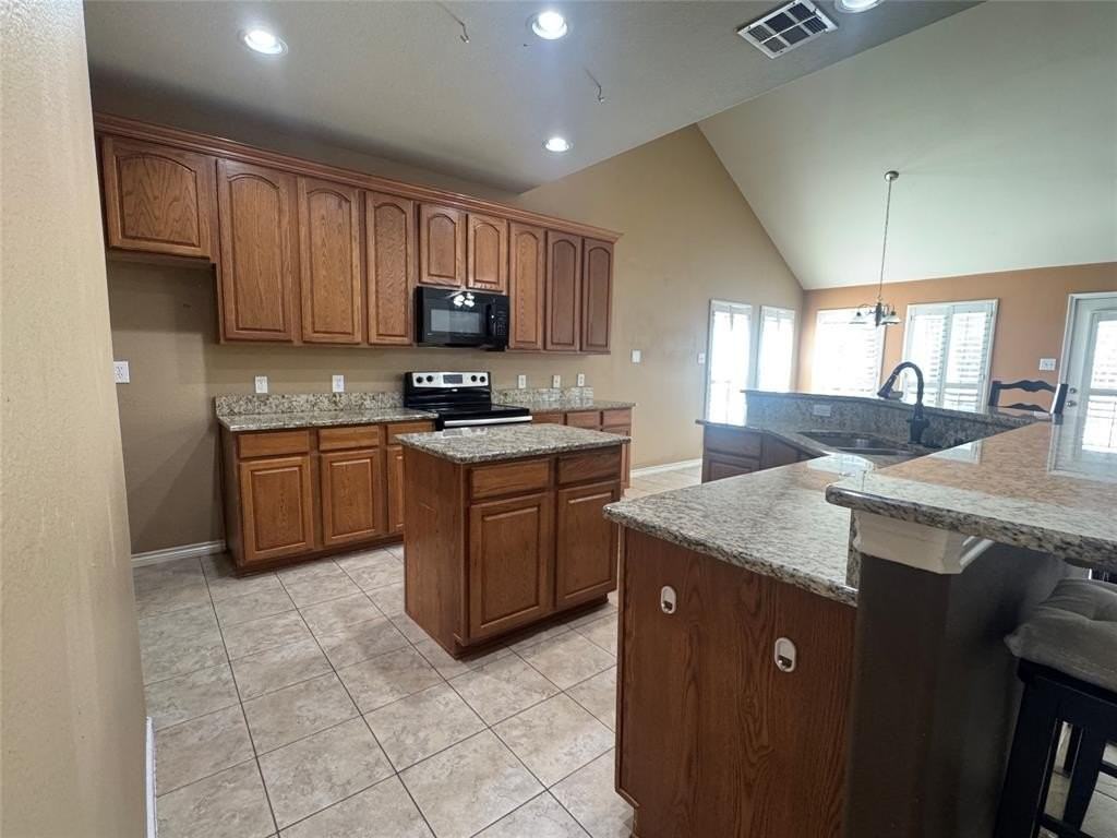 8209 Hitching Trail - Photo 7 of 23