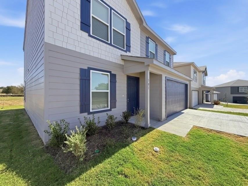 501 Sycamore Cv - Photo 3 of 40