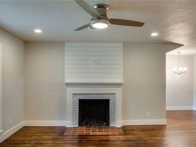 3809 Carolyn Rd - Photo 4 of 18