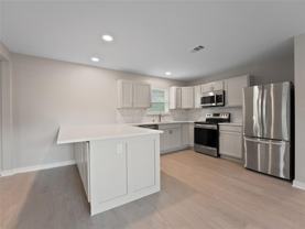 421 S Interurban St - Photo 1 of 1