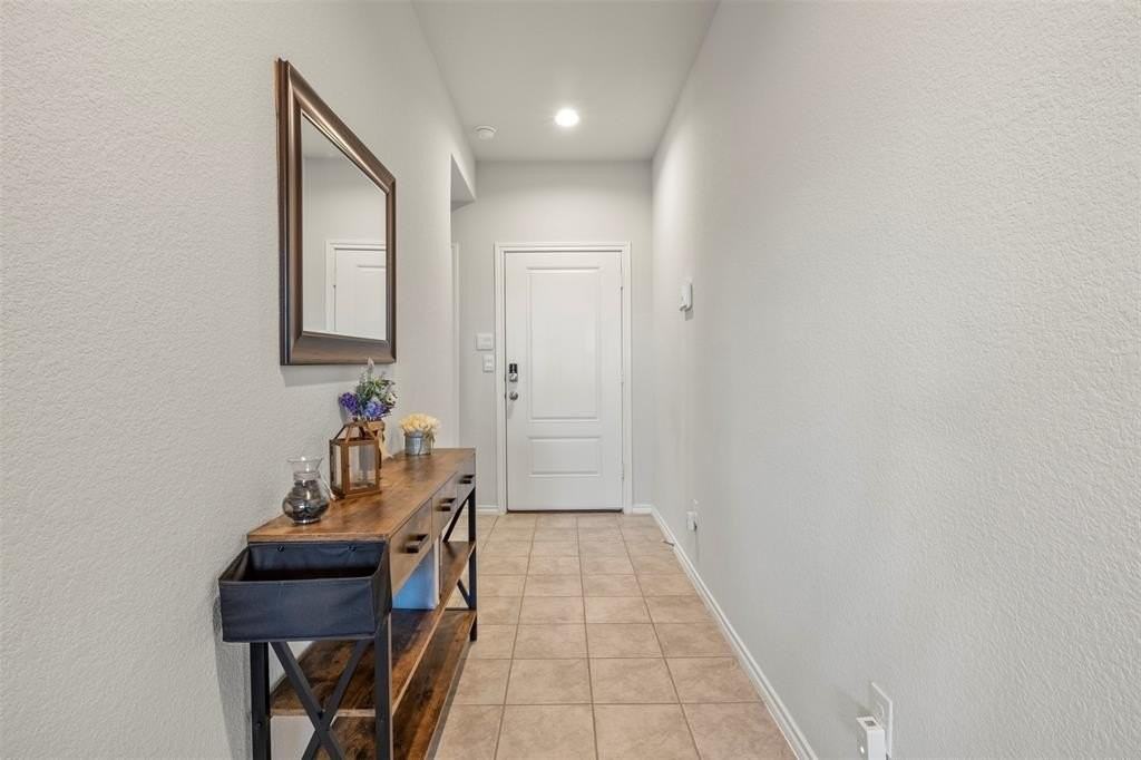 16313 Milwaukee St - Photo 5 of 28