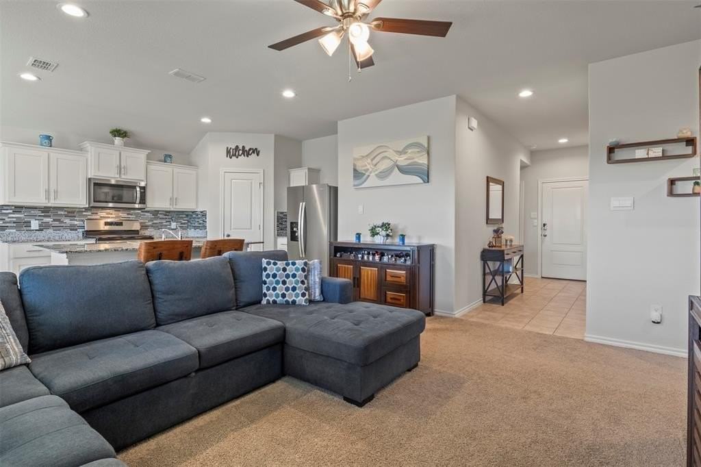 16313 Milwaukee St - Photo 7 of 28