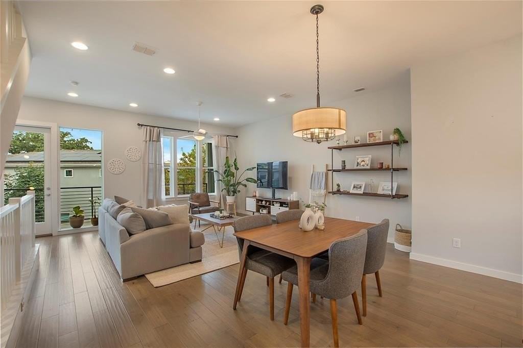 9060 Corsair Pl - Photo 4 of 22