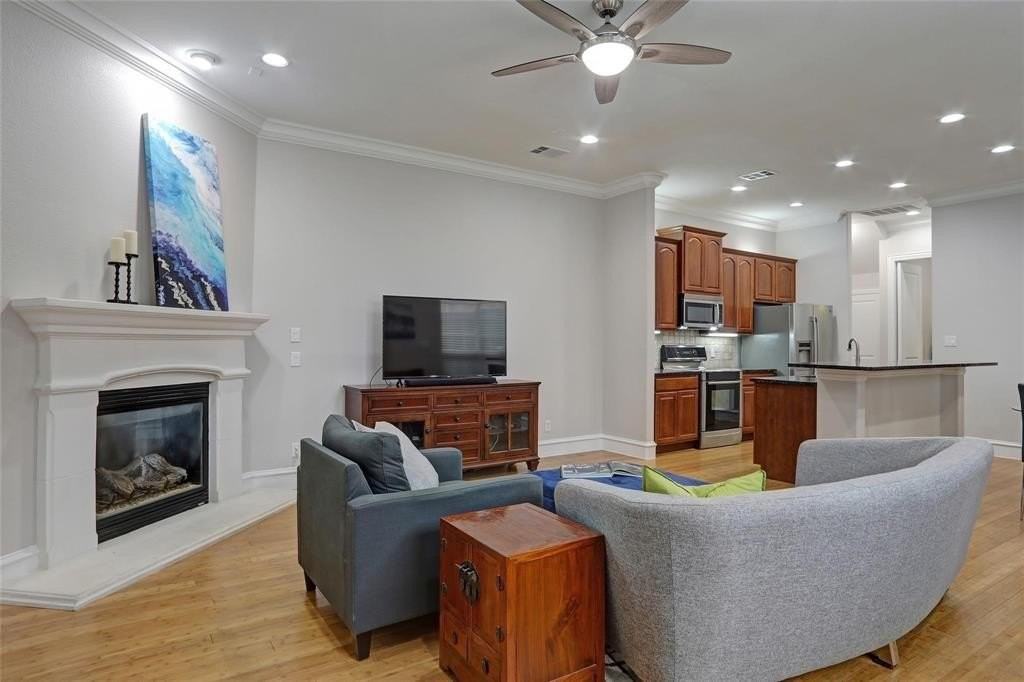 6010 La Vista Dr - Photo 6 of 19