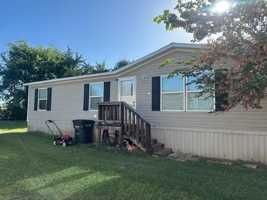 featured image of 111 Northaven Ln