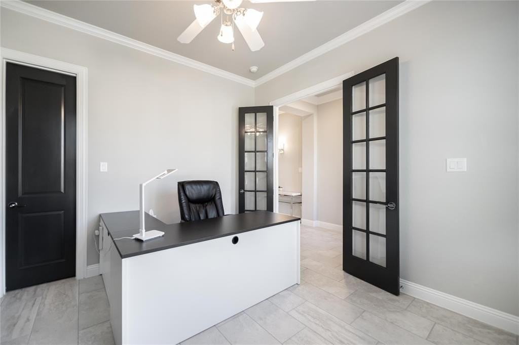 7005 Homestead Dr - Photo 4 of 40