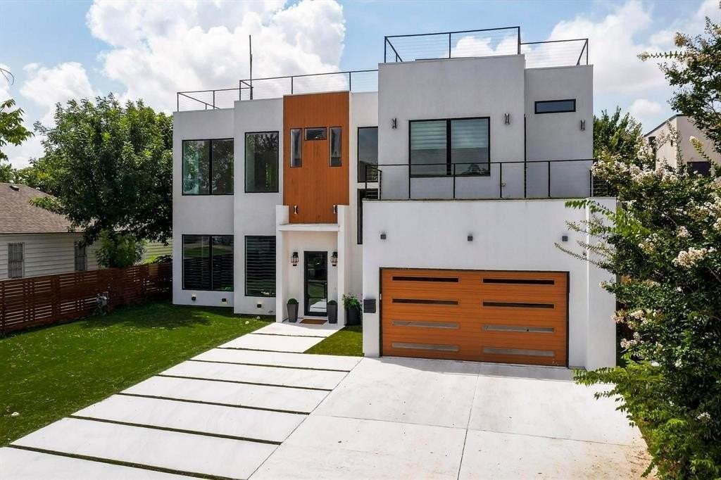 3946 N Cresthaven Rd - Photo 4 of 39