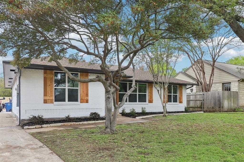 6665 Santa Anita Dr - Photo 2 of 23