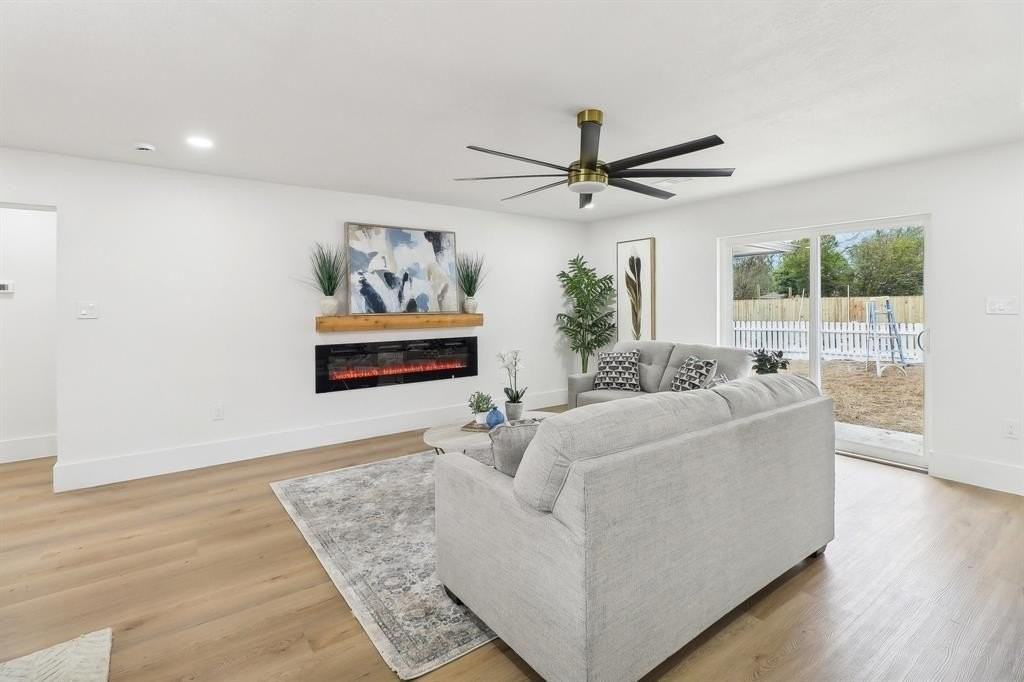 6665 Santa Anita Dr - Photo 3 of 23