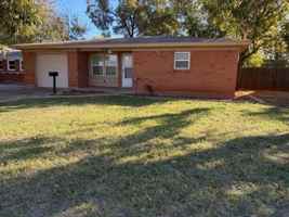 featured image of 1701 Mimosa Dr