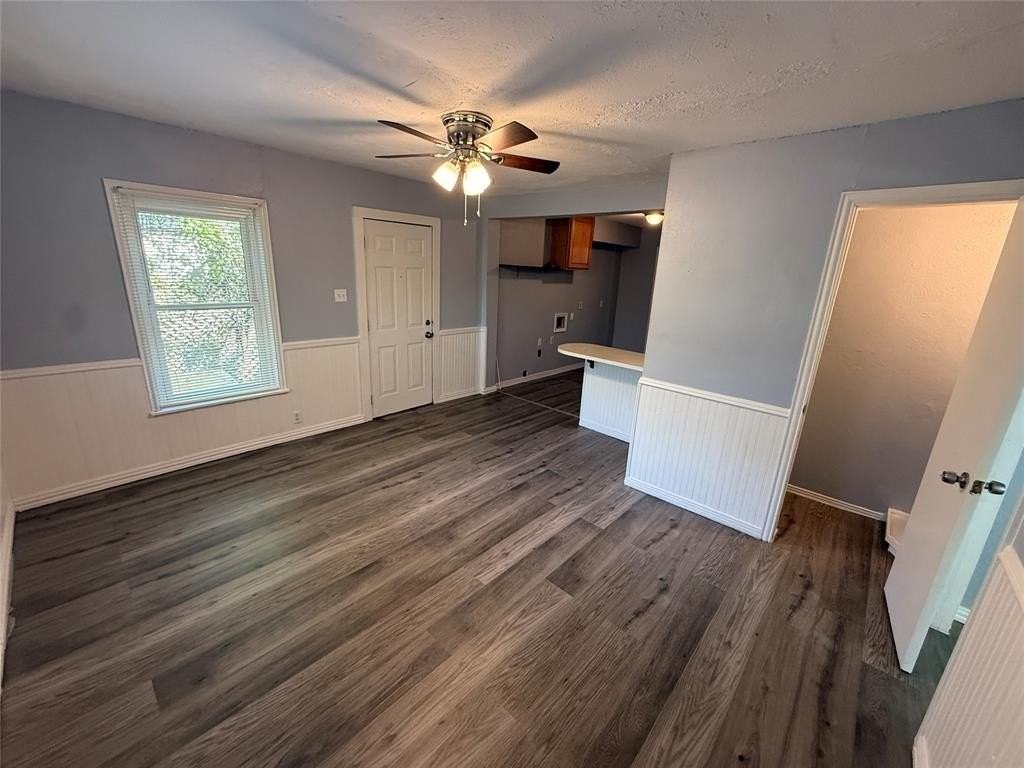 4328 Lubbock Ave - Photo 6 of 16