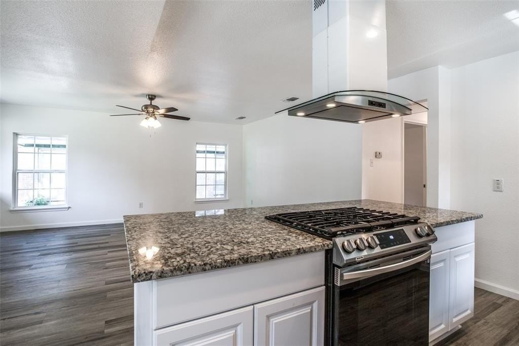 3564 Virginia Blvd - Photo 6 of 23