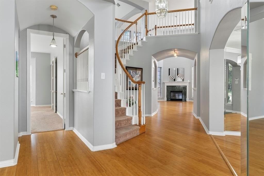 5701 Chippewa Trl - Photo 6 of 40