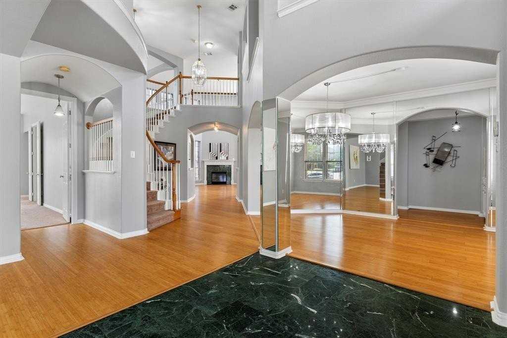 5701 Chippewa Trl - Photo 7 of 40