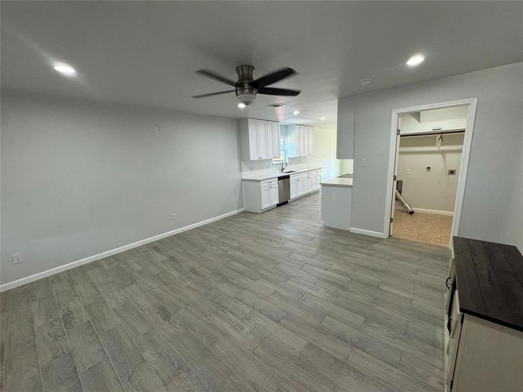 4720 Evening View Dr - Photo 4 of 25