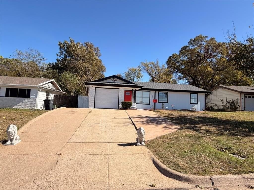 605 N Davis Dr - Photo 2 of 27