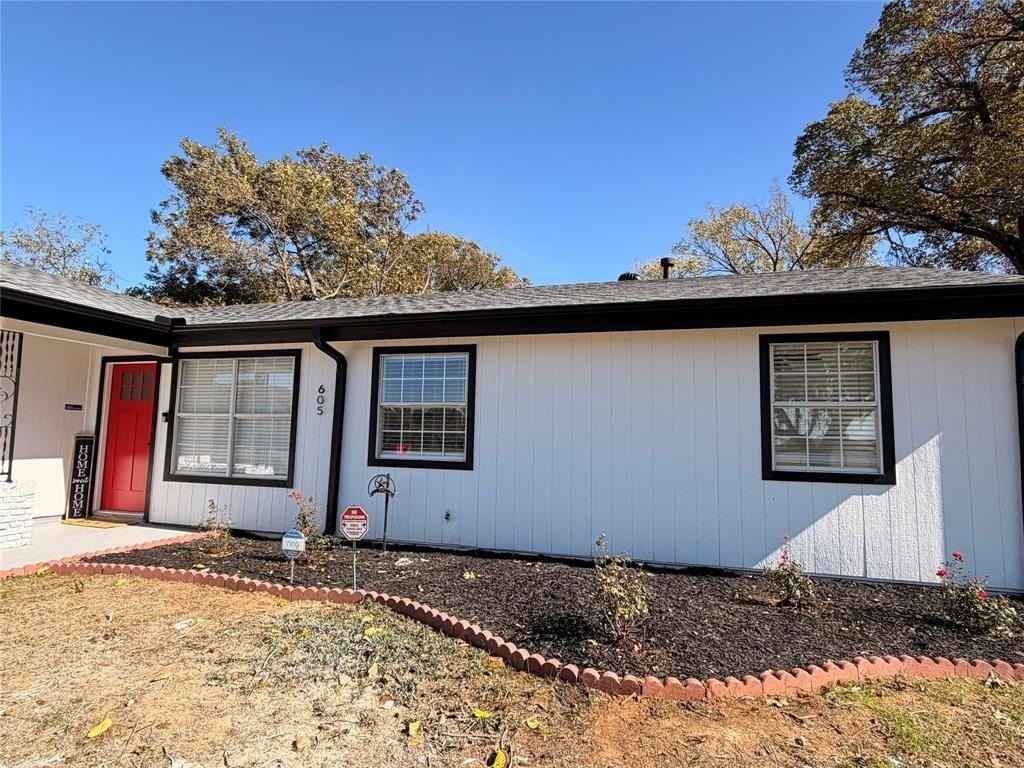 605 N Davis Dr - Photo 6 of 27