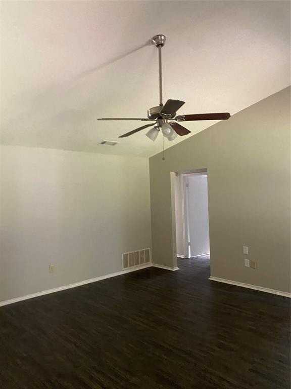 822 Collins Blvd - Photo 4 of 16