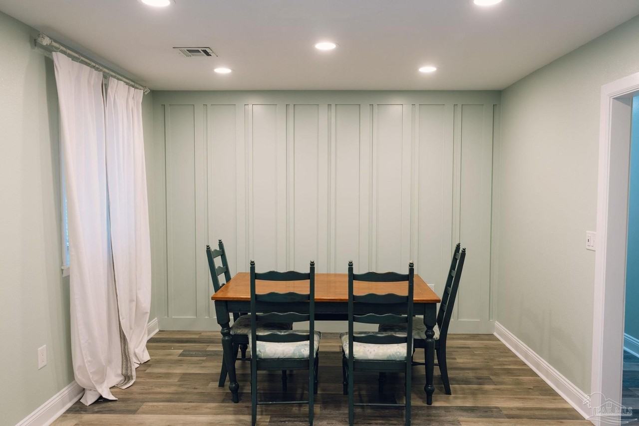 5580 Homewood Rd - Photo 3 of 28