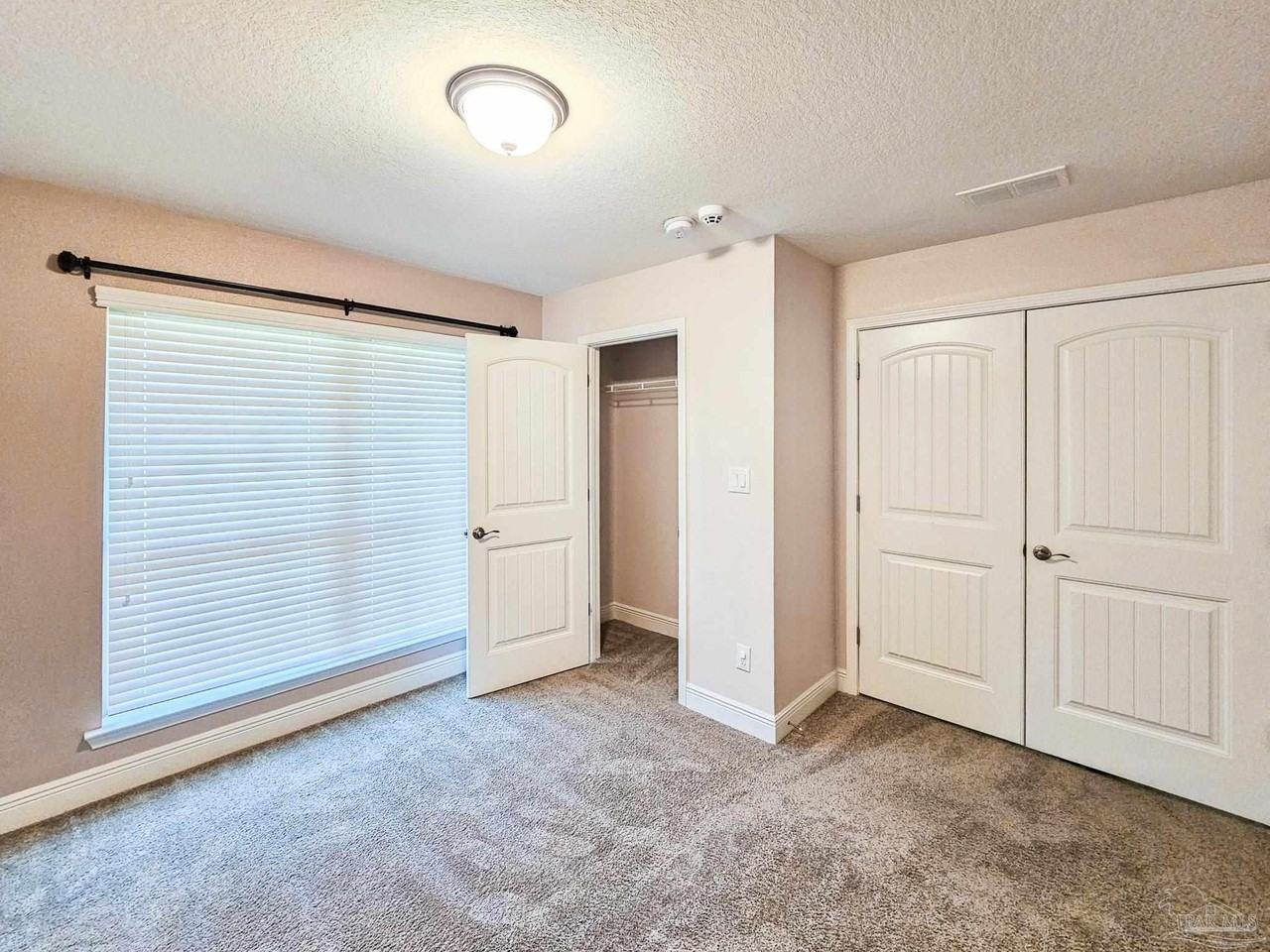 6305 Parakeet Trl - Photo 3 of 31