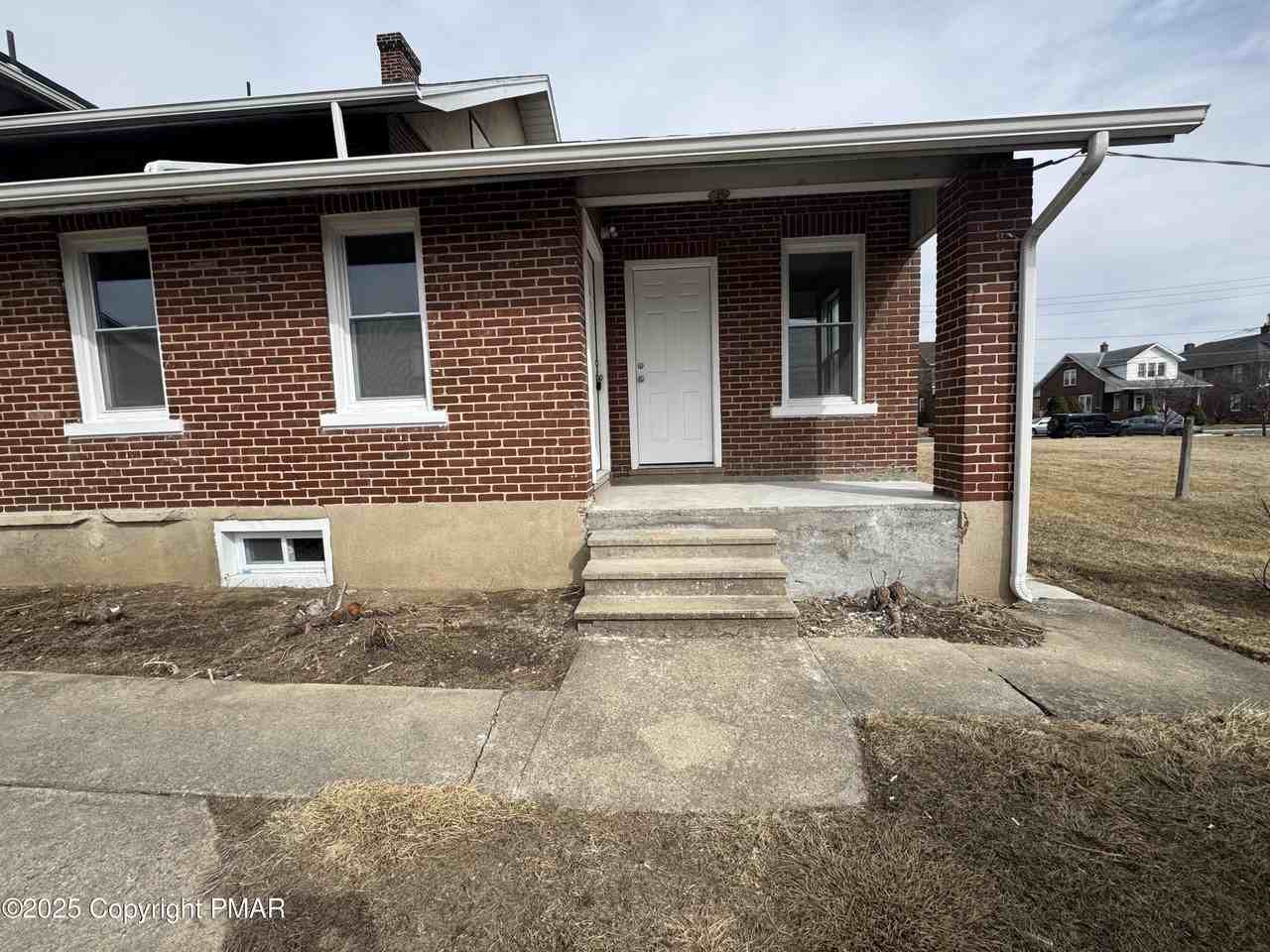 807 Chestnut St Unit 2 #2 - Photo 3 of 13