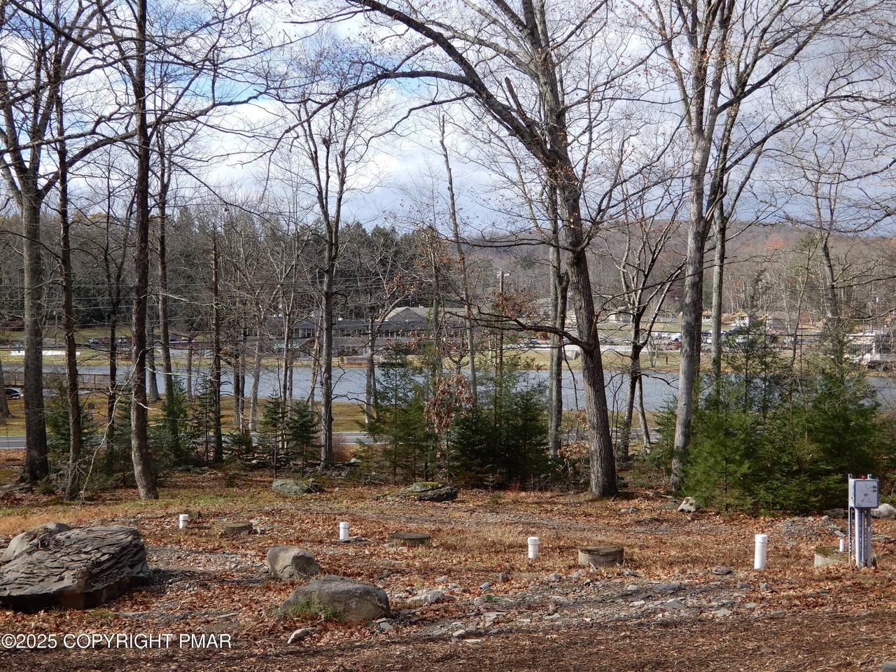 101 Brook Village Court - Photo 4 of 18