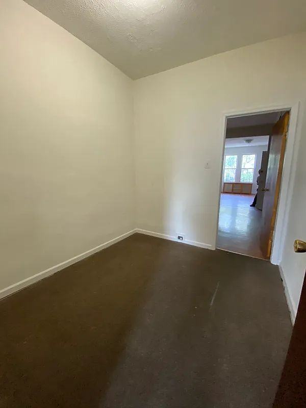 18 Harman Street #2R - Photo 3 of 6