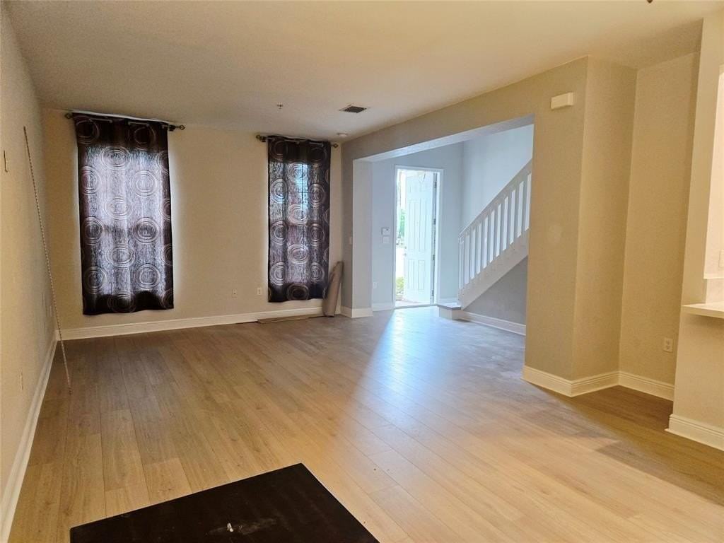 1528 Sw 147th Ave - Photo 7 of 9