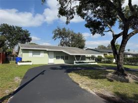 6721 Mcclellan St - Photo 1 of 1