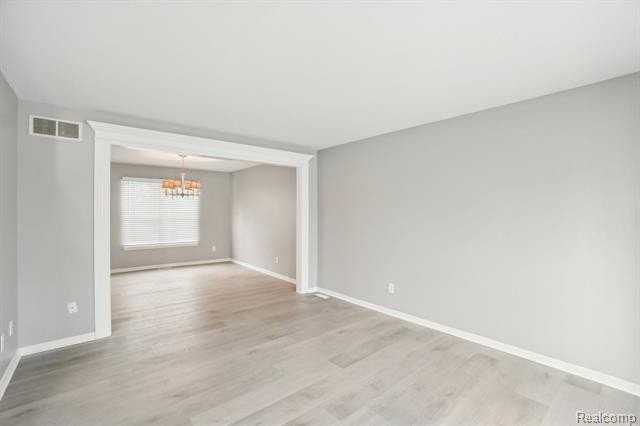 2609 Huntington Dr - Photo 5 of 40