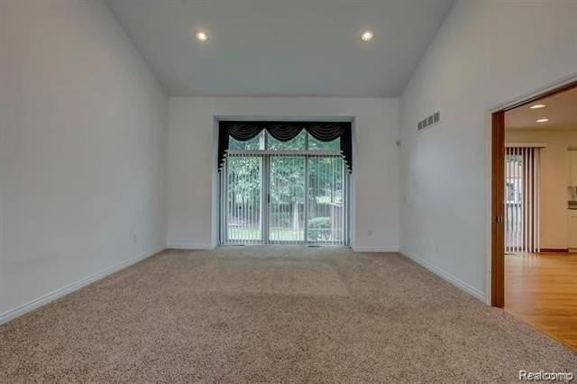 31843 Bristol Ln - Photo 7 of 39