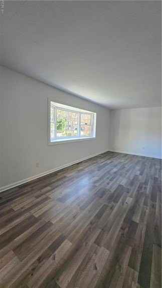 521 Lynn Shores Dr - Photo 4 of 46