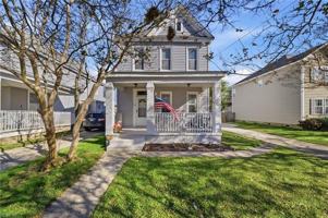 featured image of 146 W Seaview Ave