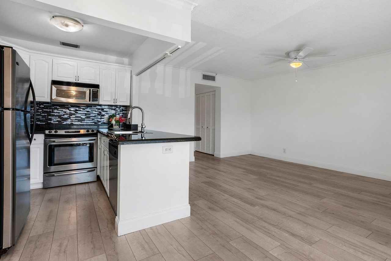 4201 South Ocean Boulevard #J4