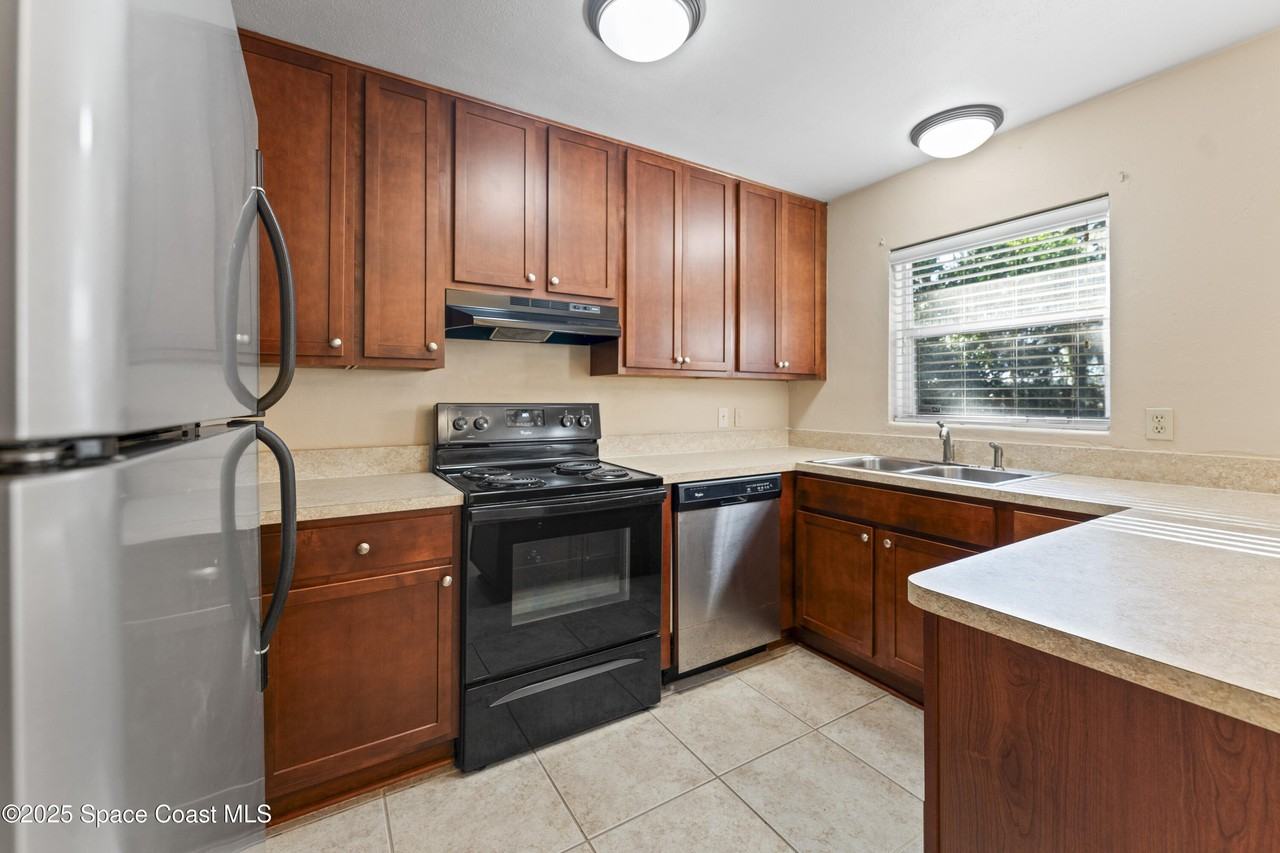 2108 Bignonia St - Photo 7 of 21