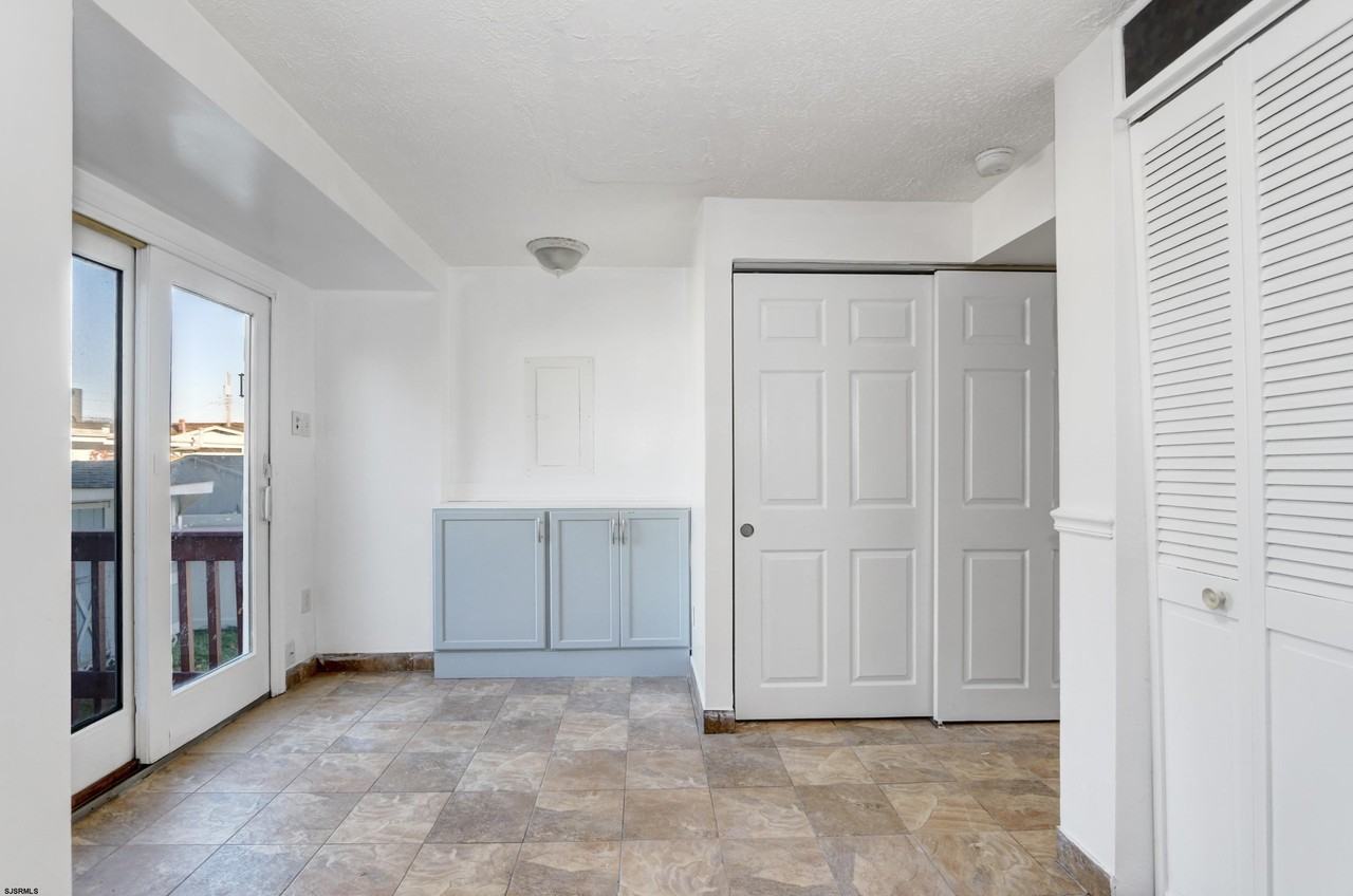 1649 N Missouri Ave - Photo 6 of 28