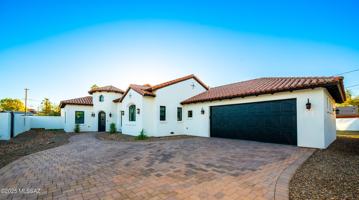 featured image of 2332 E 8th St