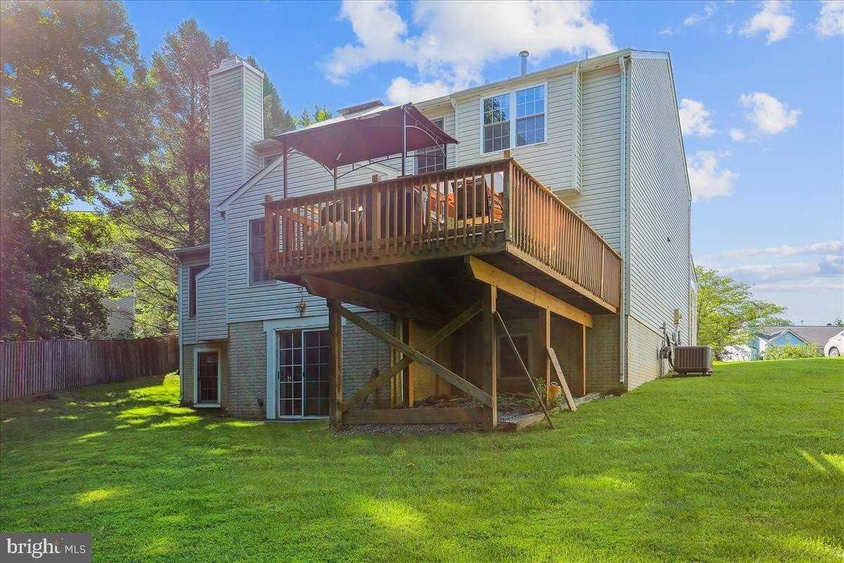 18518 Gingerbread Lane - Photo 3 of 50