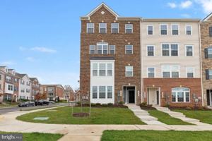 featured image of 10700 Presidential Pkwy