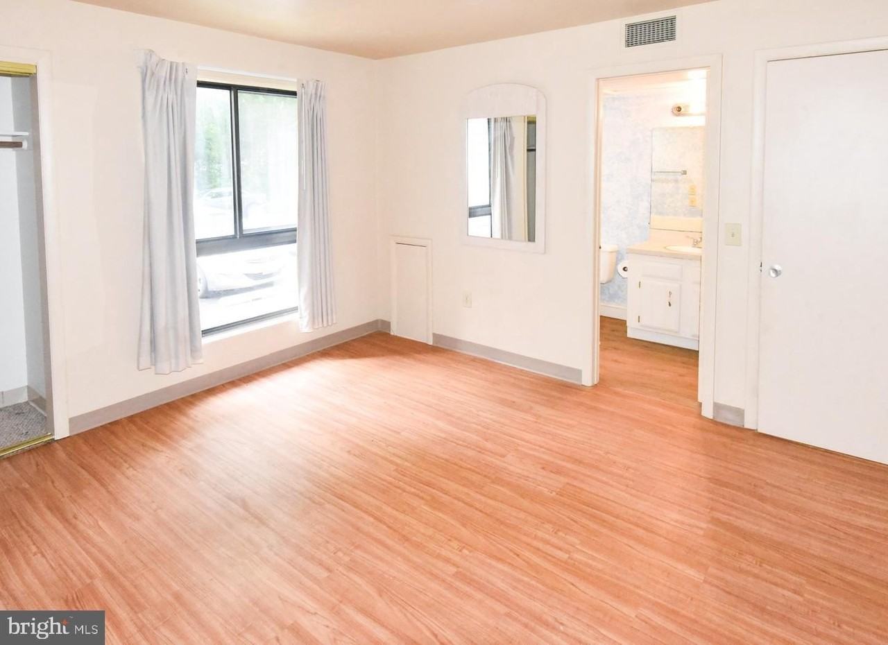 438 Ocean Pkwy Unit 44 #44 - Photo 7 of 8