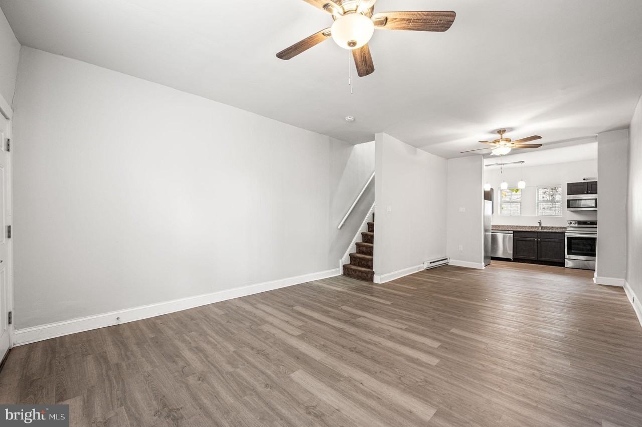 3103 North Croskey Street - Photo 4 of 22