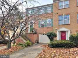 featured image of 2826 Roesh Way