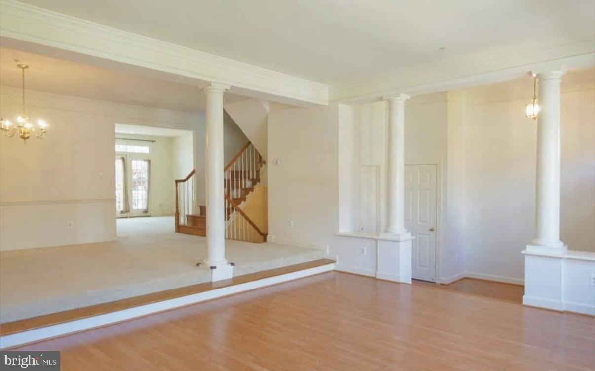 1847 Brenthill Way - Photo 3 of 26