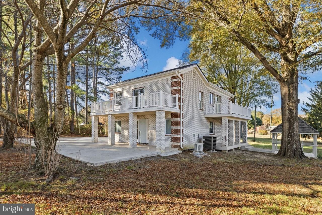 44 Ravenwood Dr - Photo 5 of 50