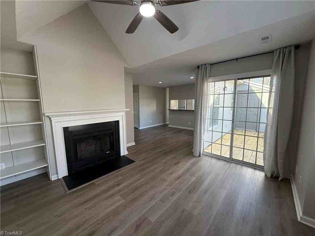 4001 Whirlaway Ct #G - Photo 2 of 9