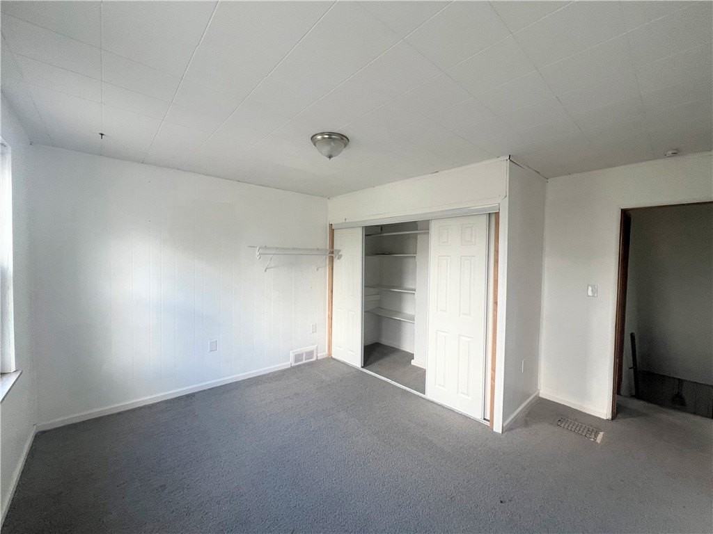 504 Crossland St - Photo 4 of 6