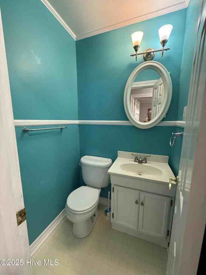 808 Aspen Ln - Photo 6 of 10