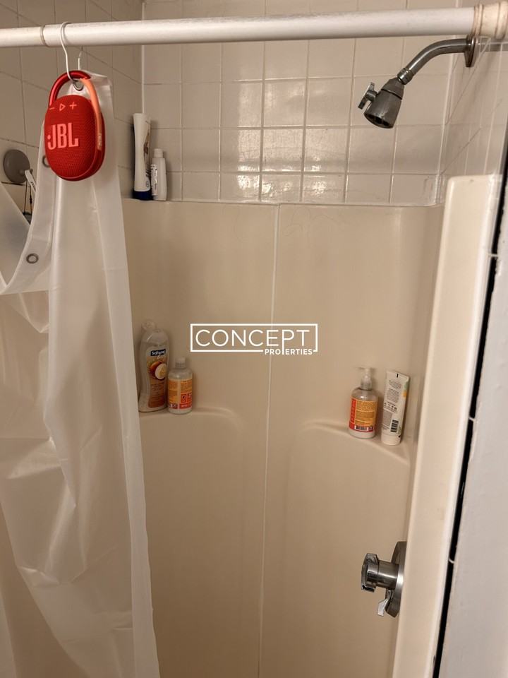 25 Pratt St #1 - Photo 5 of 12