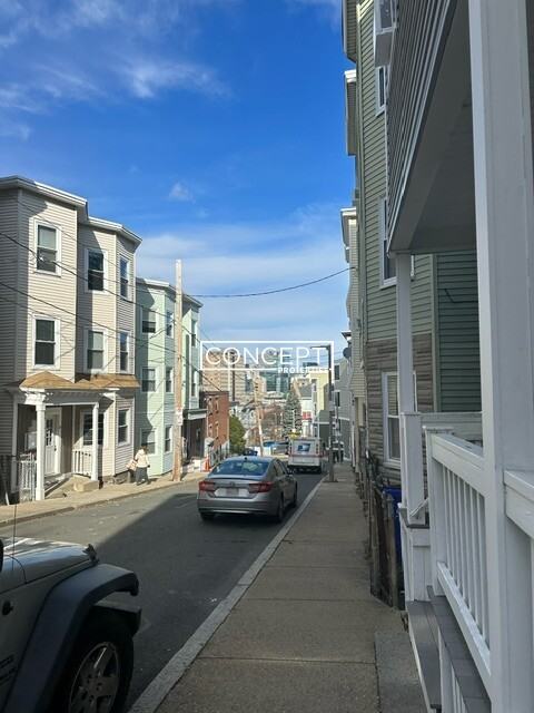 34 Darling St #2 - Photo 2 of 29